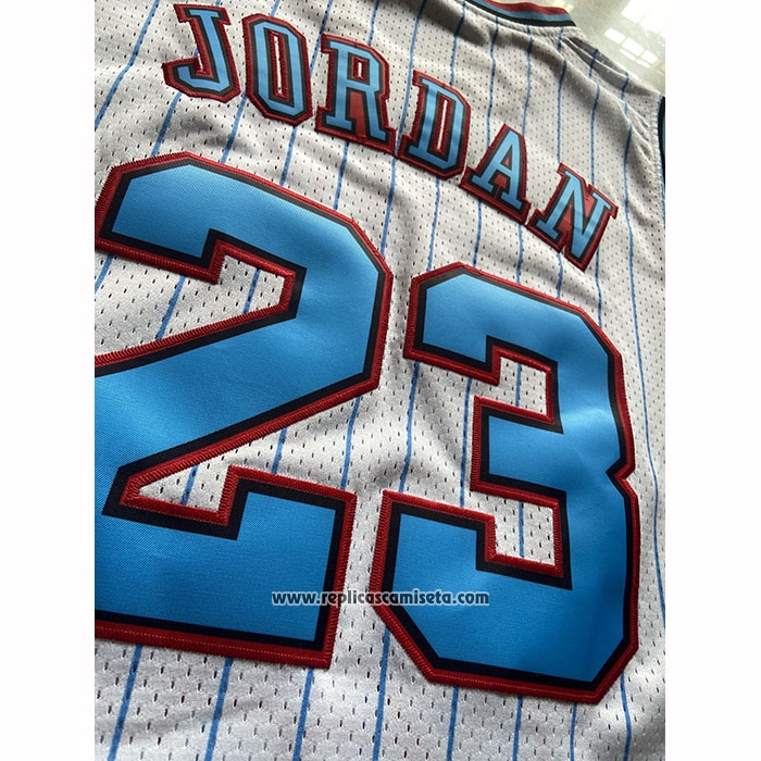 Camiseta Chicago Bulls Michael Jordan NO 23 Mitchell & Ness 1997-98 Blanco3